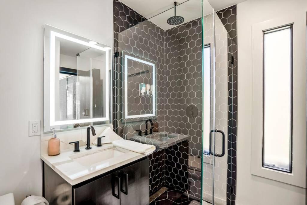 Quantum Tiny Loft At East End Revitalized Houston Zewnętrze zdjęcie